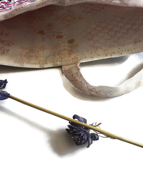 The “Leela” Book Keeper